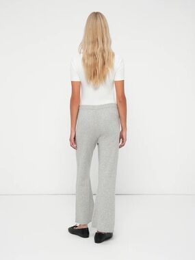 GAP Wide Leg Knit Pants in Light Gray